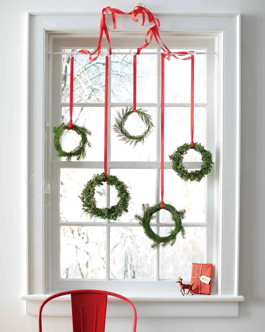 Multiple Mini Wreaths