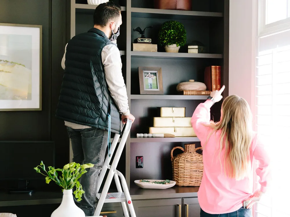 5 Helpful Tips for Styling Shelves