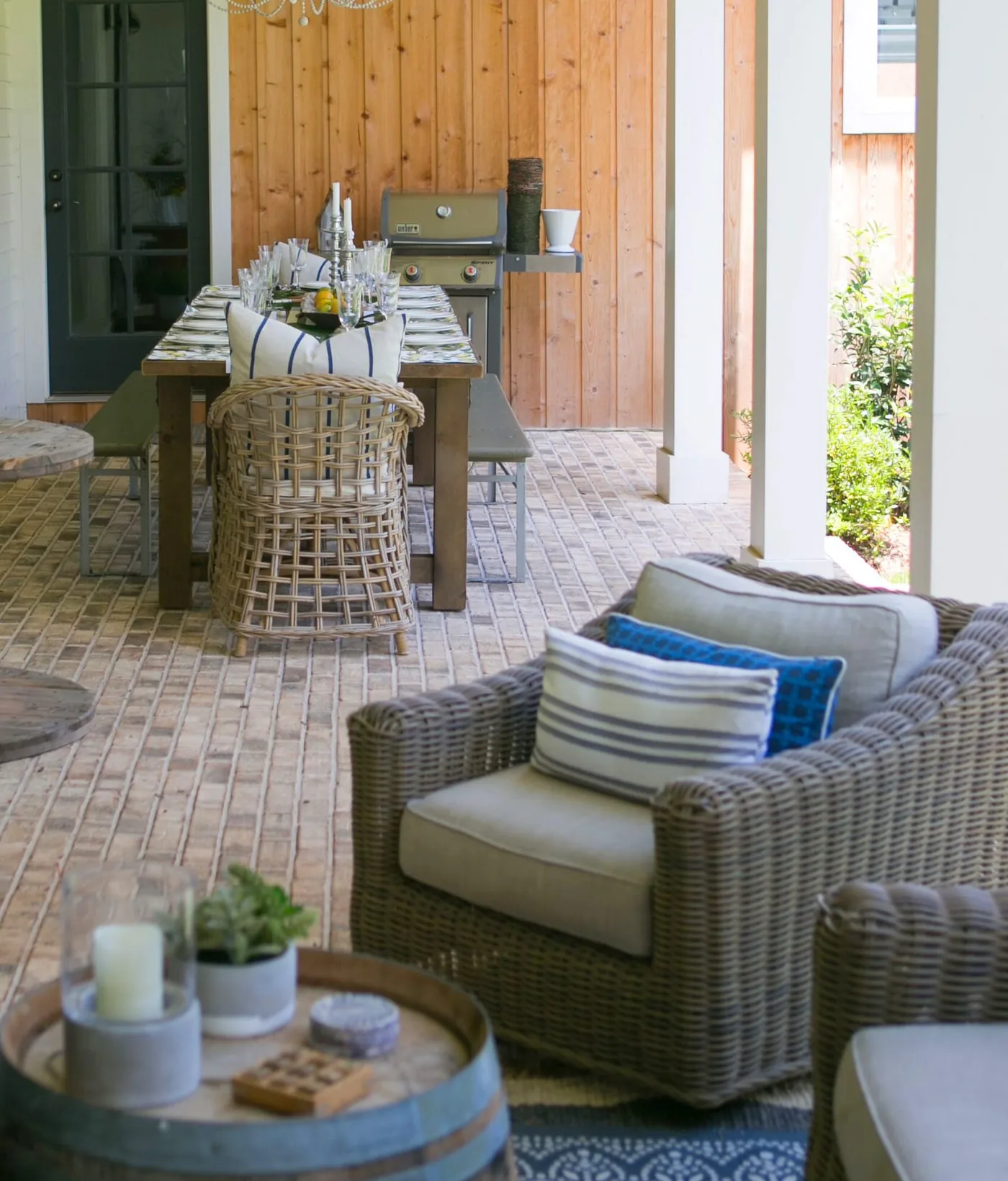 Outdoor patio chairs