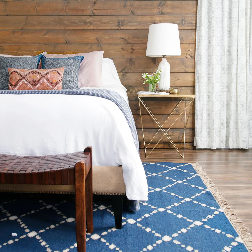 How to Decorate Above A Bed - Accent Wall