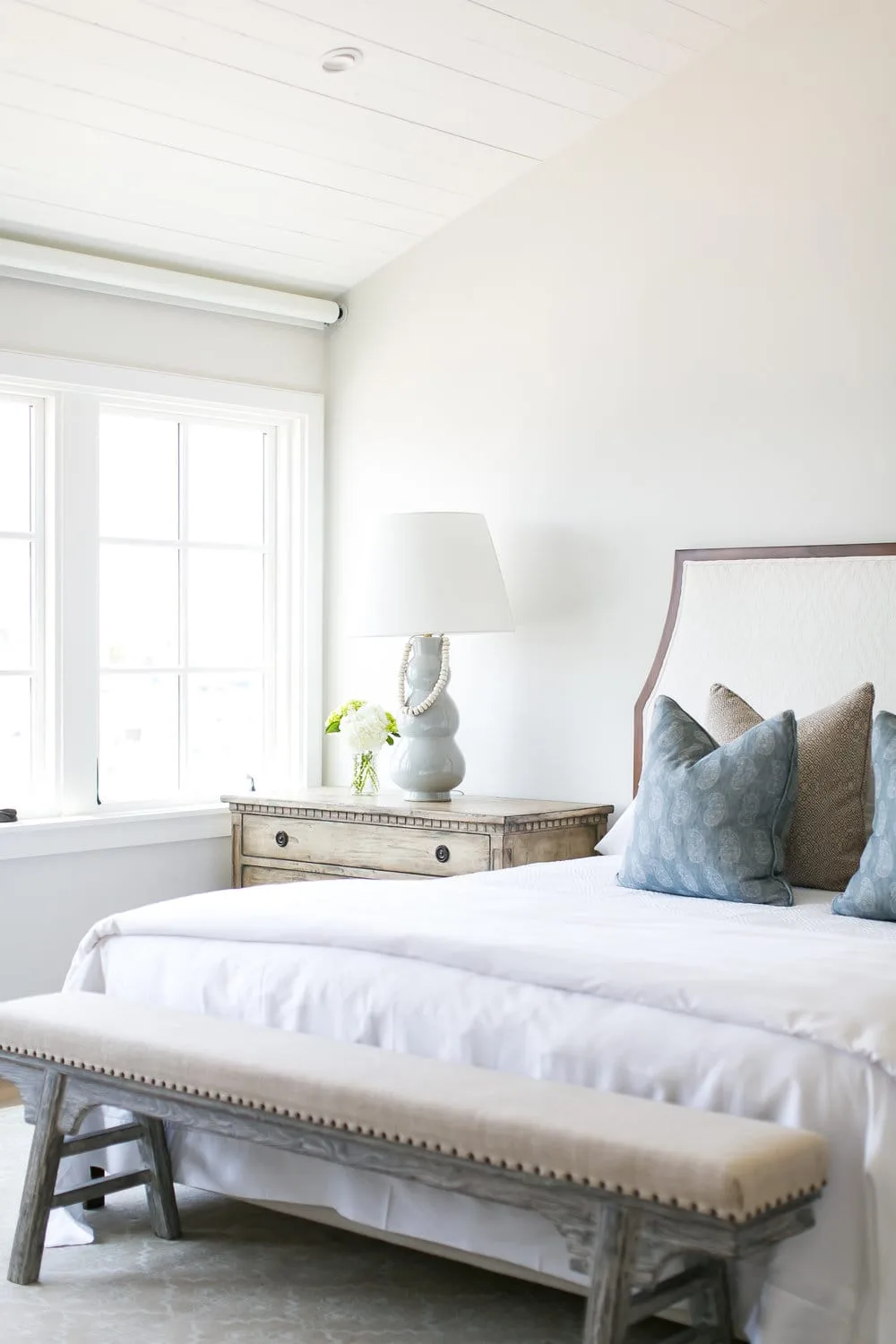 How To Mix and Match Bedroom Furniture