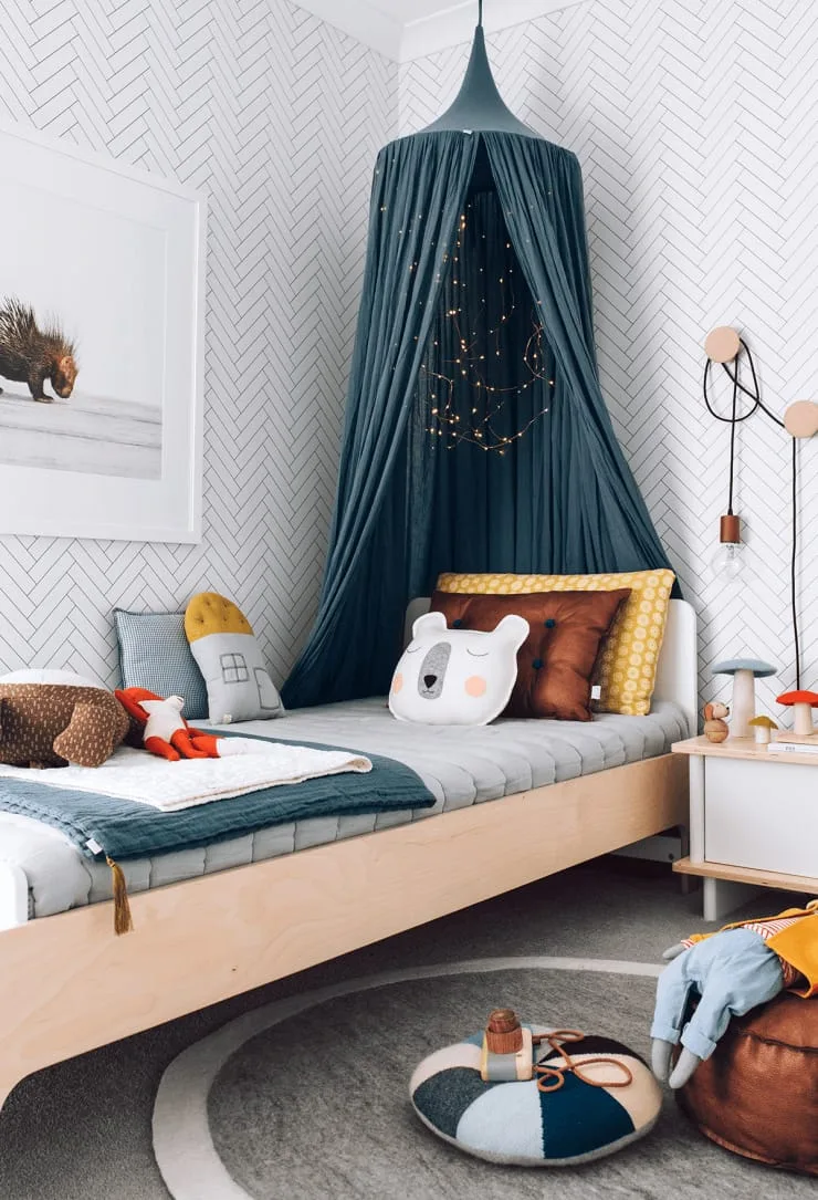 Kids room bedding