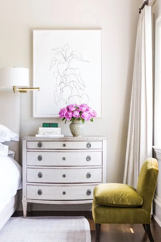 How to Decorate Above A Bed - Side Art