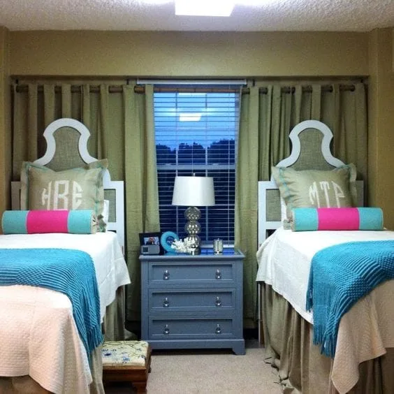Dorm room roommate coordination