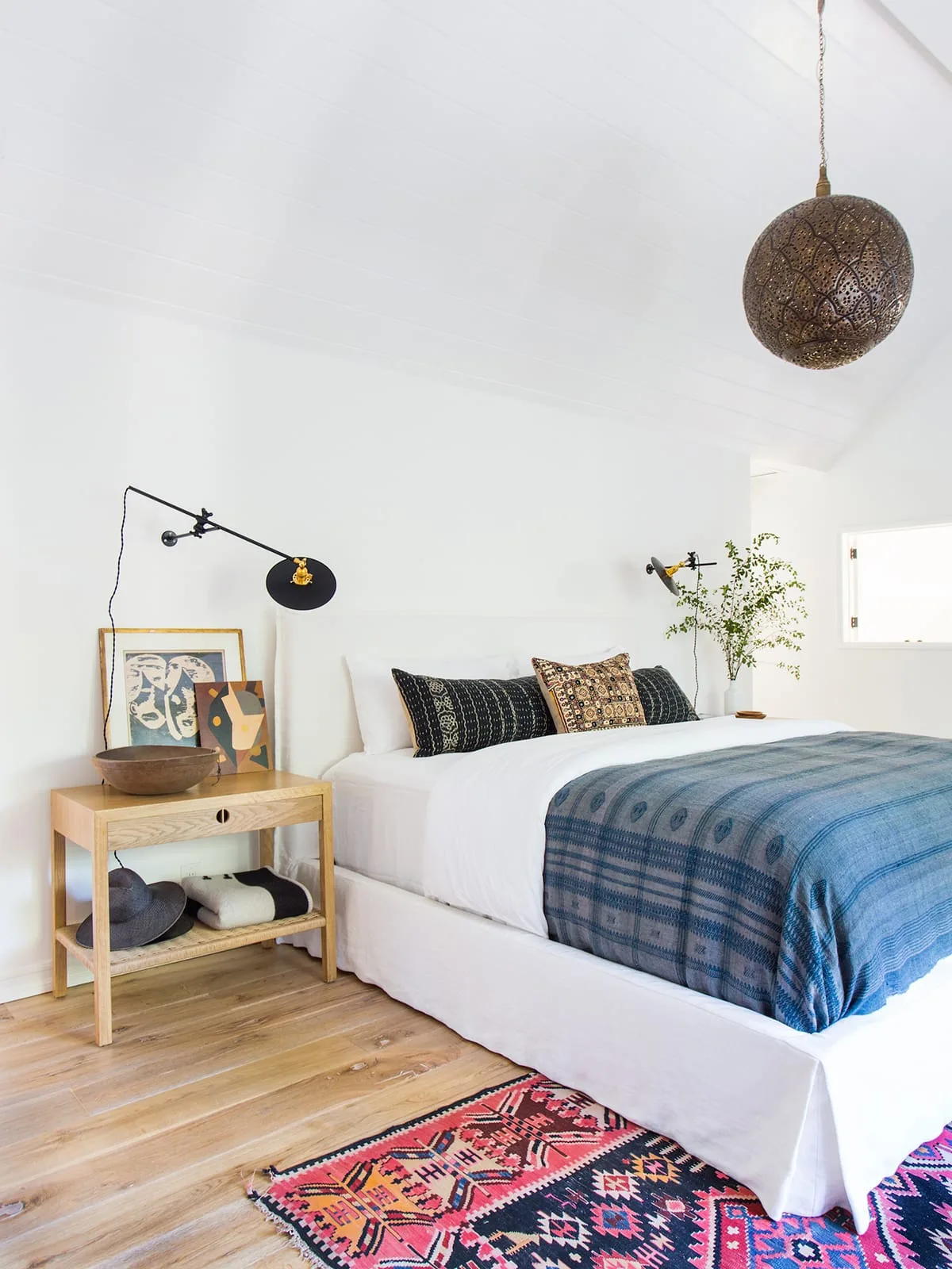 How To Mix and Match Bedroom Furniture