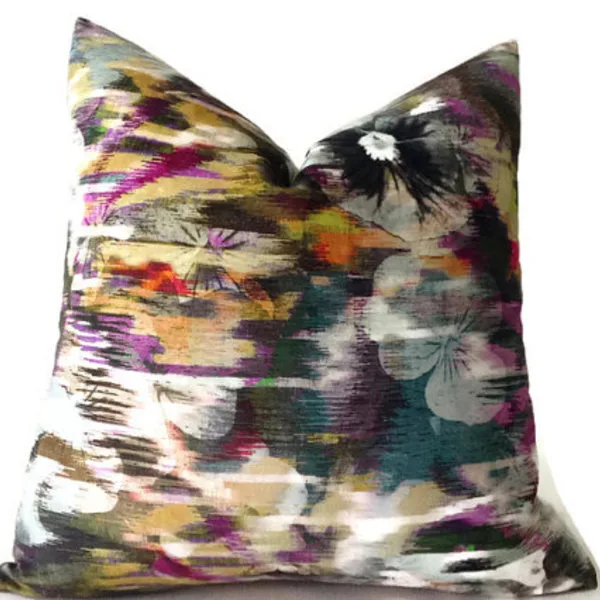 Kansai Pillow