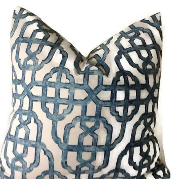 Trellis Pillow Cover