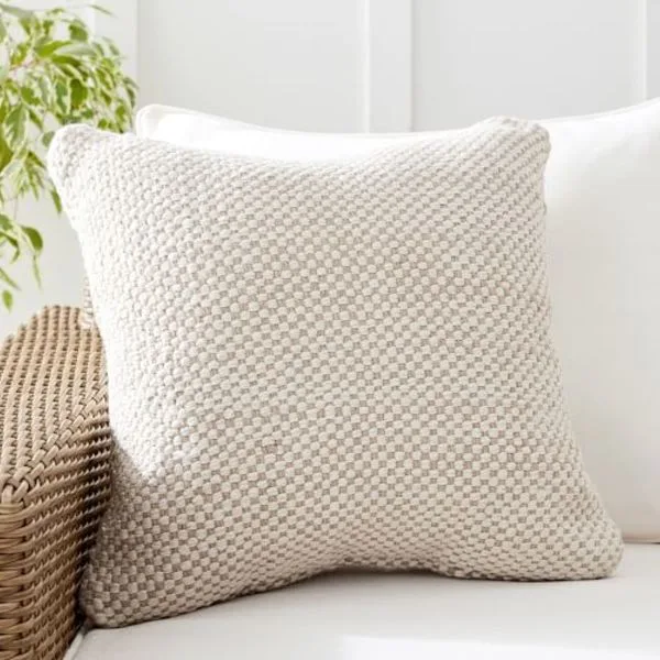 Laverna Indoor/Outdoor Pillow , 20 x 20", Neutral Multi
