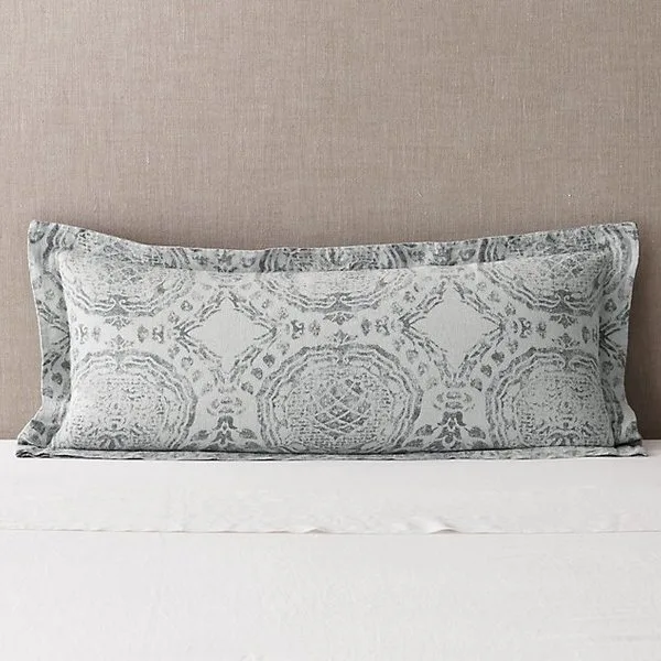 CASTILLO MEDALLION COTTON-LINEN OVERSIZED LUMBAR SHAM