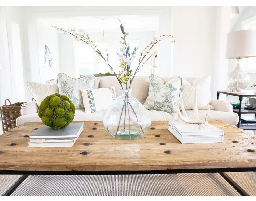 Coffee table interior design solution